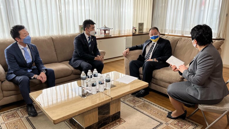 日本でウクライナへの寄付金6万件20億円　 駐日大使が明かす