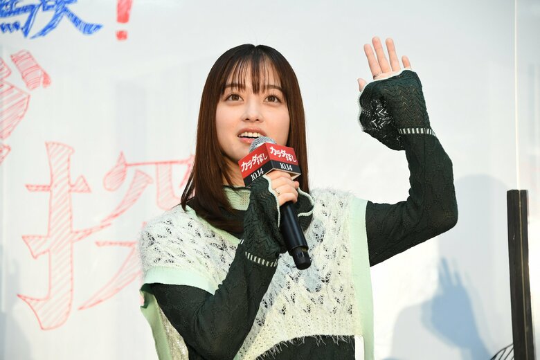 サプライズで登場した橋本環奈さん