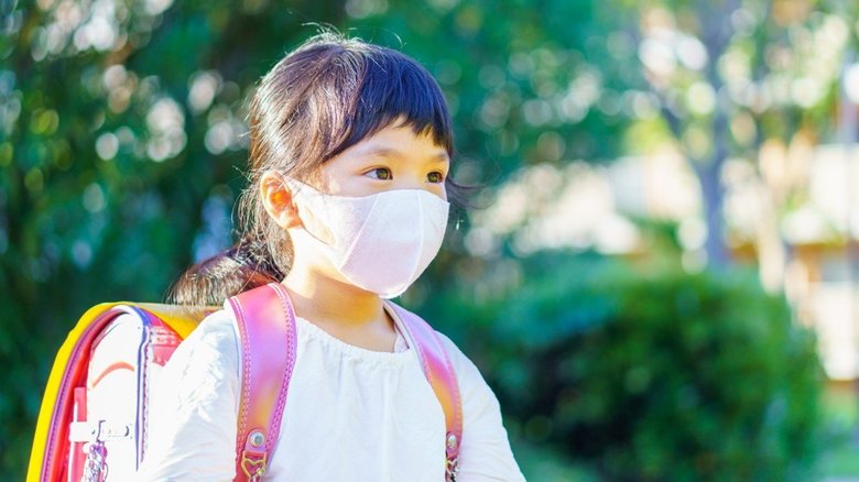マスクが子どもたちのコミュニケーション力を奪っている 感染対策で立ちすくむ教育現場