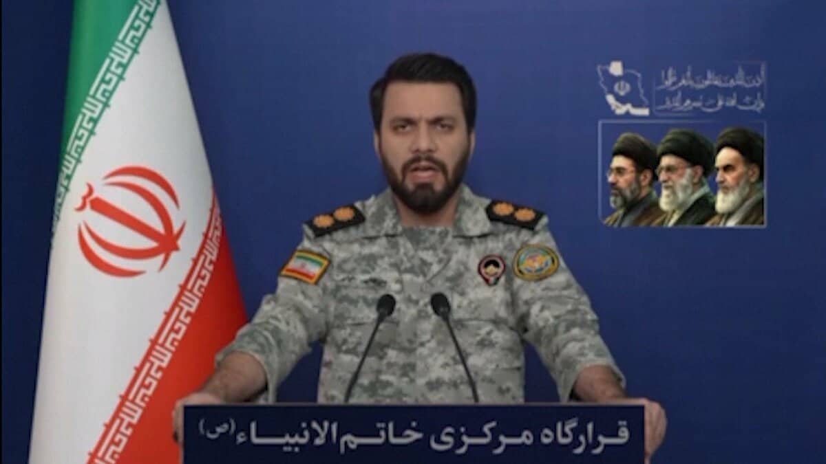 1バレル200ドルを覚悟せよ」イラン革命防衛隊報道官が石油価格高騰で 1バレル200ドルを覚悟せよ」イラン革命防衛隊報道官が石油価格高騰で