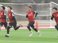 初日とは思えないハードメニュー…グランパスの沖縄キャンプが始動 長谷川監督「ここでどこまで仕上げるか」