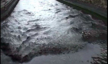 トンガ海底噴火で津波警報 気象庁予想より早まった津波 「長崎湾の『あびき』と同じメカニズム」