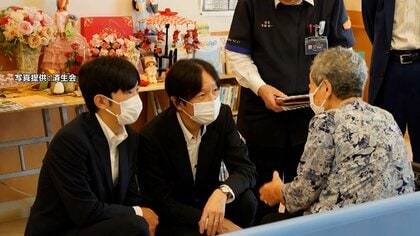 秋篠宮さまと悠仁さまが岩手・陸前高田市の診療所を視察　被災者らと懇談　悠仁さまは初の東北被災地視察