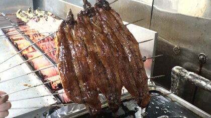 夫がさばいて串を打ち妻が焼き上げる… 鮮魚店の「うなぎの蒲焼き」二人三脚で30年以上も「焼きは一生」