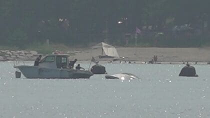 水中花火が打ち上げ船を直撃　沈没し作業員2人が重軽傷　「若狭高浜花火大会」は開催可否を協議