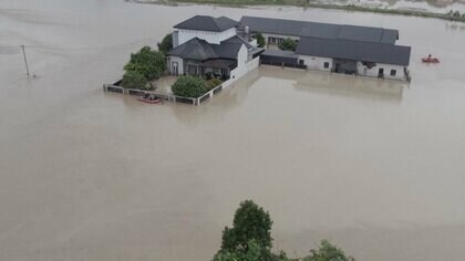 日本人8人きょうにも救出で調整…木原官房長官「全員が健康で安全な状態であることを確認」インドネシア豪雨災害で孤立状態に