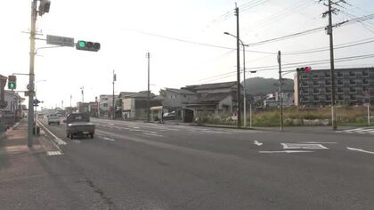 2度信号無視したバイクが軽自動車に衝突し転倒　運転手はバイクを残し逃走中　パトカー追跡直後に事故　鹿児島県薩摩川内市・国道3号
