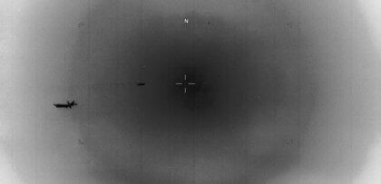 超高速で太平洋に落下した隕石は“宇宙船の可能性ある” 米ハーバード大の「エイリアン・ハンター」が指摘　未確認飛行物体の存在解明は間近？