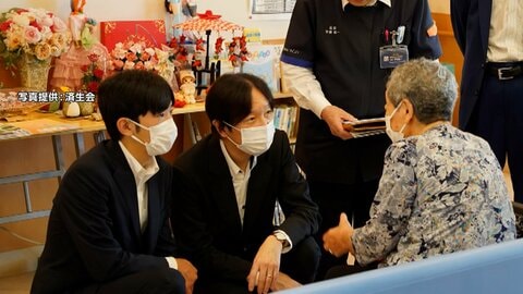 秋篠宮さまと悠仁さまが岩手・陸前高田市の診療所を視察　被災者らと懇談　悠仁さまは初の東北被災地視察