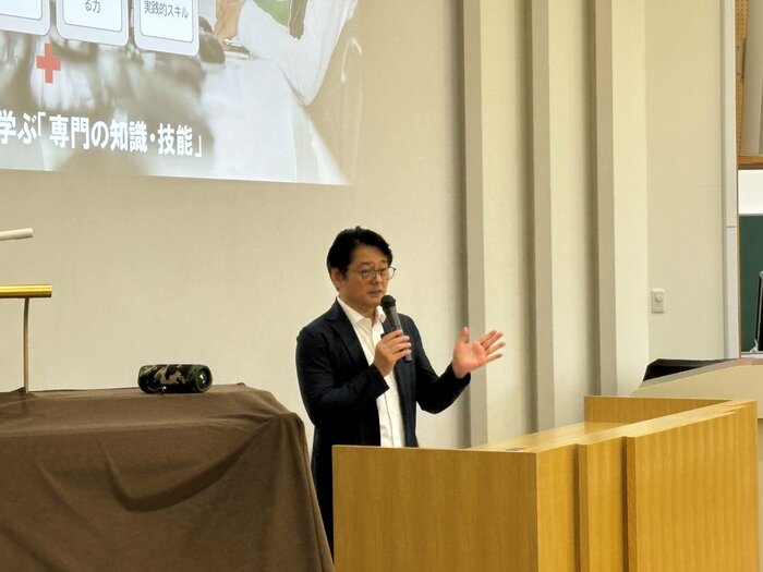 大森氏は2016年より共愛学園前橋国際大学の学長を務める