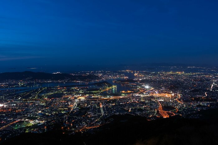 北九州市西部を望む、皿倉山からの景色