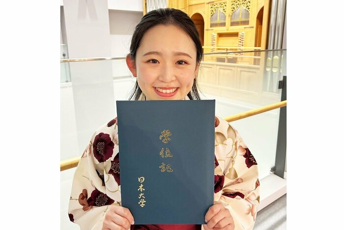 3月に日本大学を卒業した青木祐奈