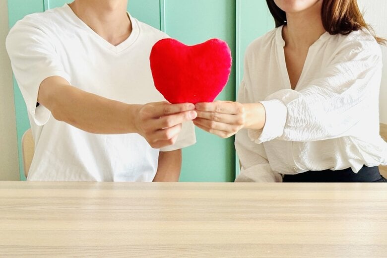 “男が言うべき”はもう古い？84％が支持する告白の新スタンダード【結婚相談所ツヴァイ調査アンケート】