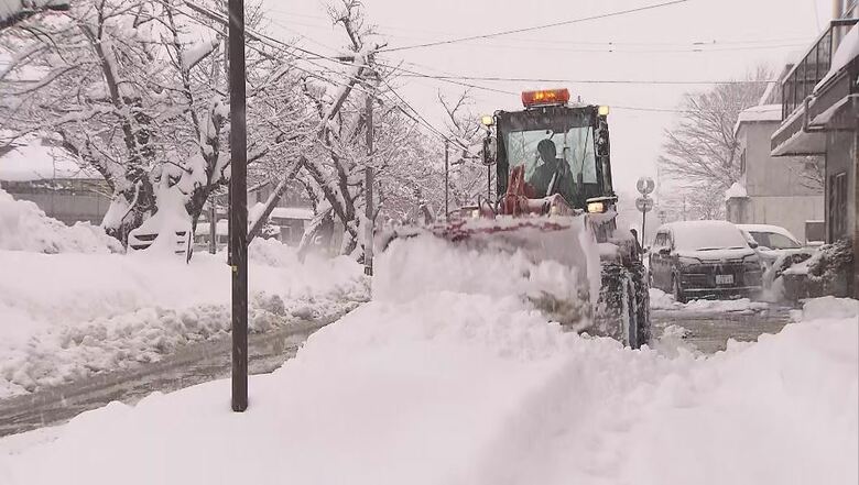 【大雪情報】上信越道・長野IC～上越JCTなどの通行止めは解除　24日から25日にかけ北部では再び大雪の恐れ　24時間降雪量は小谷50センチ、野沢温泉49センチ、飯山41センチ（22日午前10時まで）｜FNNプライムオンライン