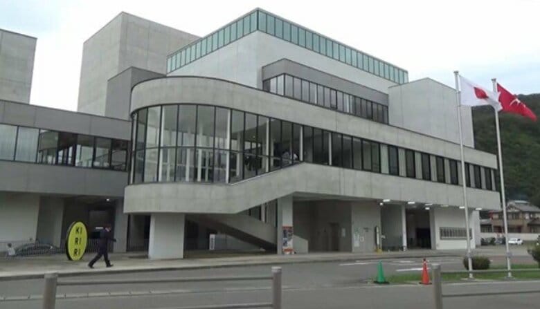 威力業務妨害容疑で捜査　「神奈川県警・川崎警察署長」名乗り爆破予告　広島・三次市｜FNNプライムオンライン