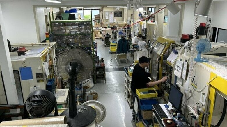 中東情勢で東京の町工場にも異変　4割値上げの材料、備蓄放出でもナフサ供給不安　原材料の“目詰まり”は解消可能か｜FNNプライムオンライン