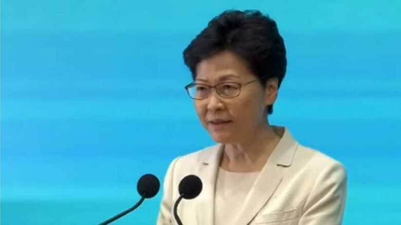 非を認め謝罪した香港の行政長官