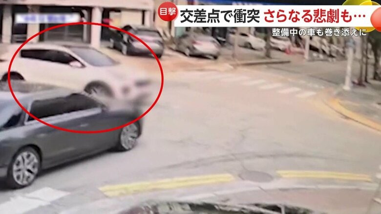 2台の車が二重事故を起こす瞬間（韓国・高陽市）①