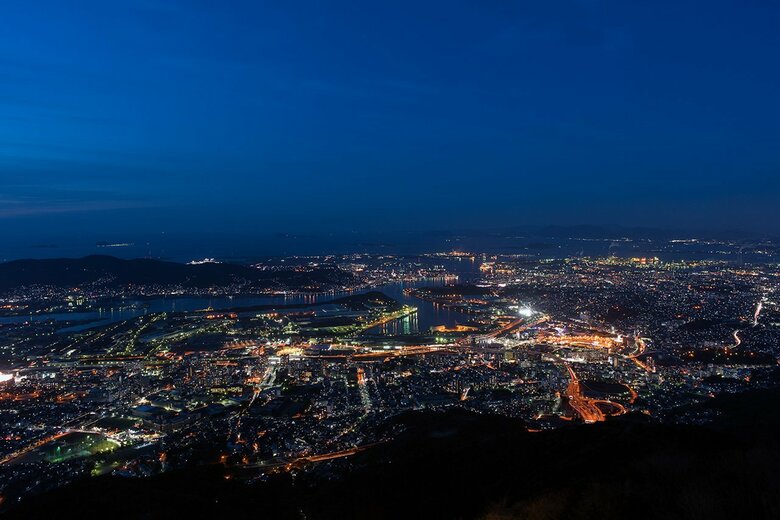 北九州市西部を望む、皿倉山からの景色