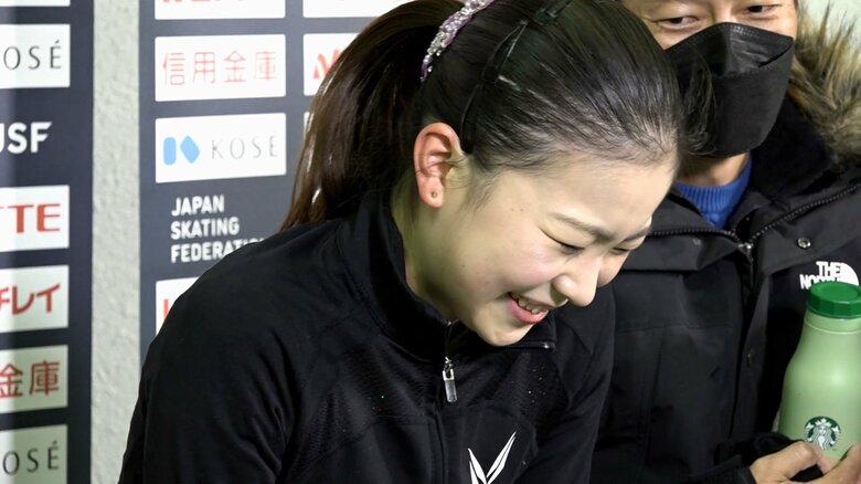 全日本進出を決めキスアンドクライで涙を流す吉岡詩果
