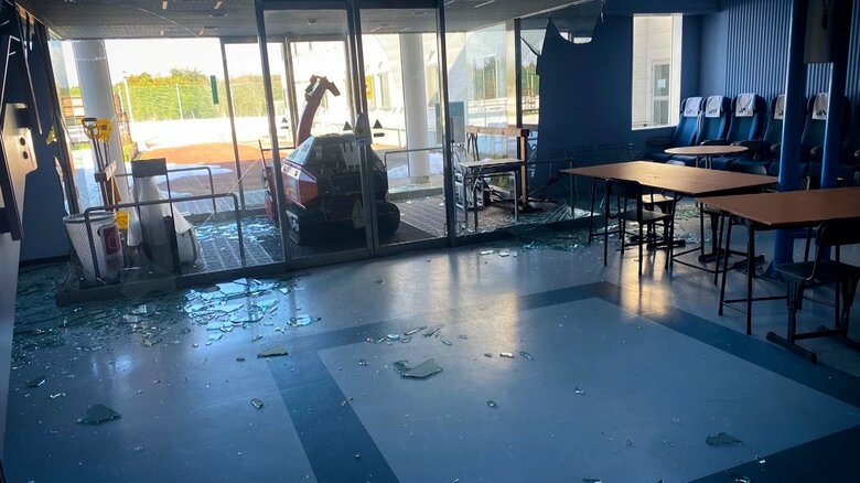 能登半島地震で大きな被害を受けた日本航空石川