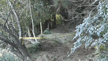 千葉の山林でカモ猟の男性3人の遺体…テント内には石油ストーブ 一酸化炭素中毒か?