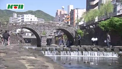 長崎市や南島原市で気温25度を超える夏日に　有名観光地で半袖姿や日傘をさす人も