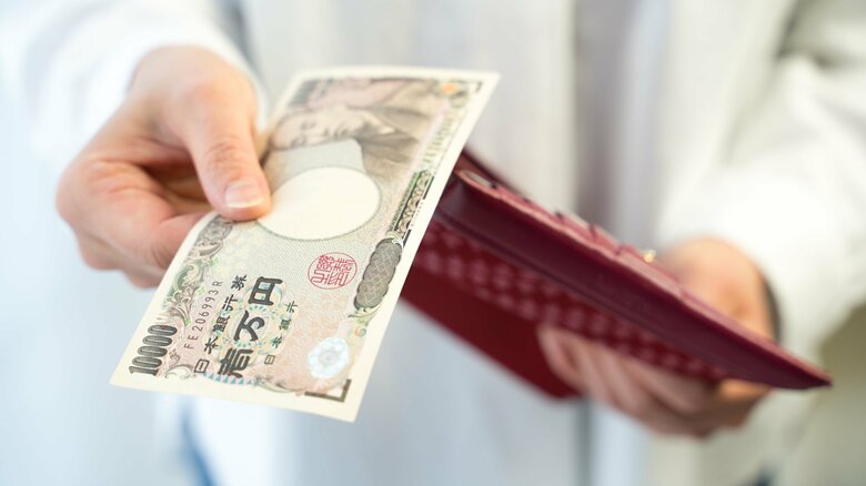 財布にお金を入れているのは“現金派”より“キャッシュレス派”…他の決済手段があるのになぜ多い？背景を聞いた｜FNNプライムオンライン
