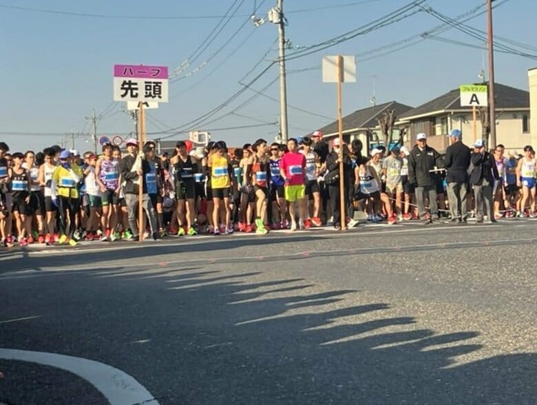 【速報】そうじゃ吉備路マラソン始まる　黒田朝日選手も出場　１万４４０４人エントリー【岡山】｜FNNプライムオンライン