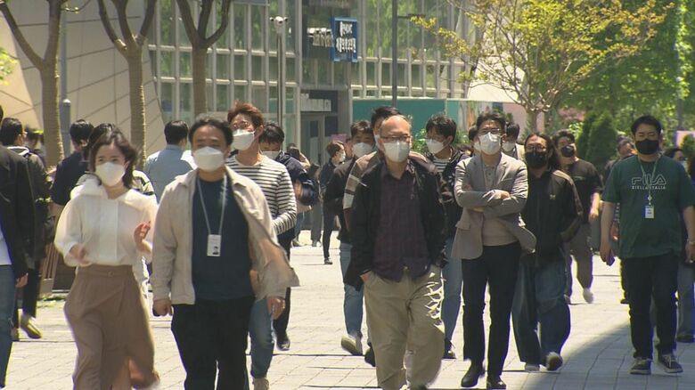 屋外マスク解除初日のソウル市内(2022年5月2日)
