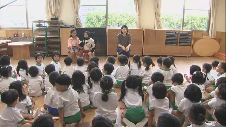 幼稚園での読み聞かせ