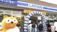 災害支援強化のコンビニがオープン　ディスプレイに情報発信　タブレットも貸し出しデリバリーサービスも