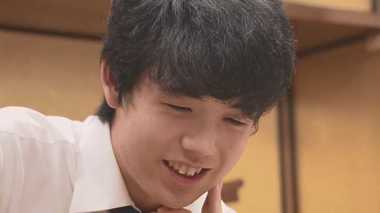新人王戦の決勝相手は「藤井七段キラー」!? 最年少“新人王”に導いた勝負メシとは?