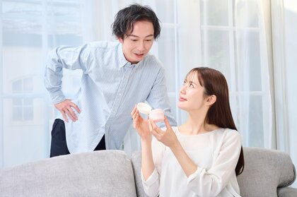 シェアコスメは2人の絆を深める?カップル調査でわかった嬉しい効果