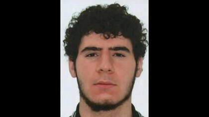 ドイツの首都ベルリンで群衆に車が突入　性的マイノリティーのイベントで30人死傷　逃走したイスラム過激派の男を射殺