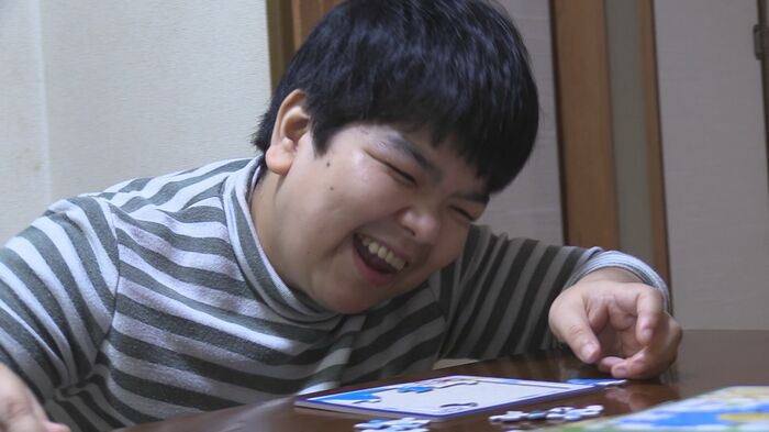 パズルで遊ぶ和華さん