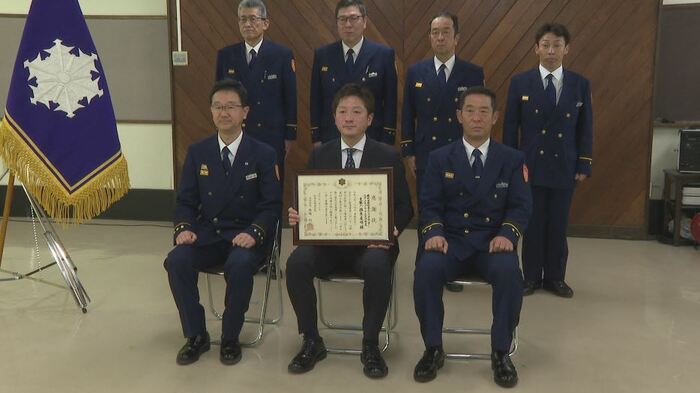 感謝状を贈られたSAM石芝・塩原晃明支配人