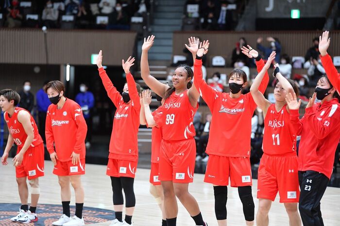 レギュラーシーズン12戦全勝の富士通