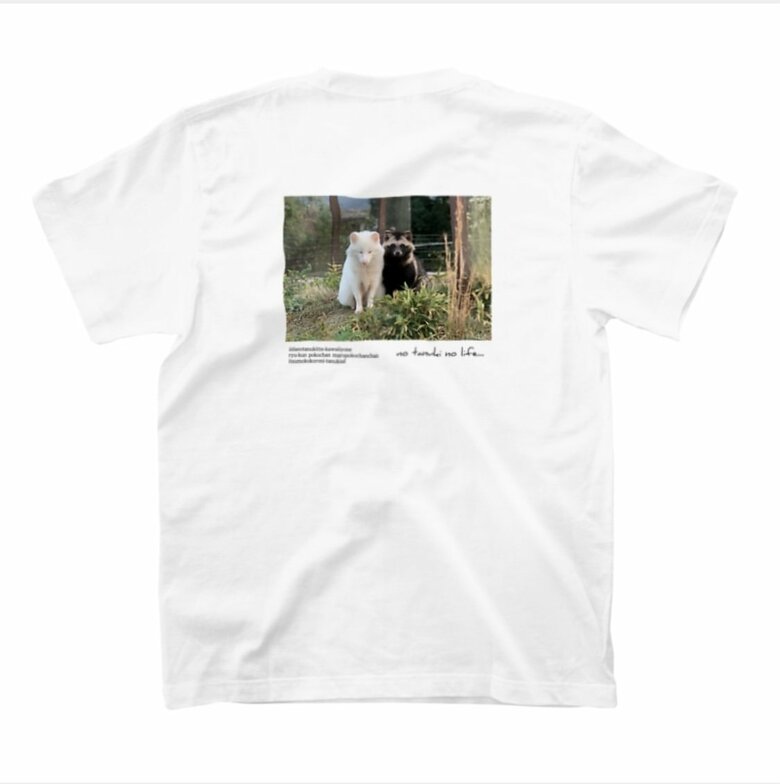 SNSで話題になった写真をTシャツに(提供:飯田市立動物園)