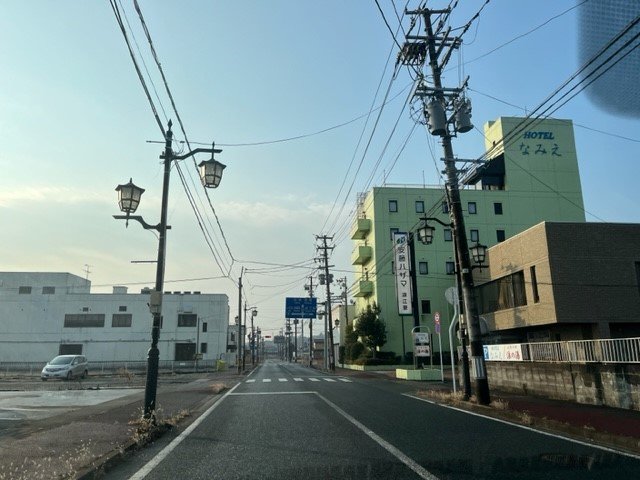 浪江町の中心部を高橋さんと車で走る