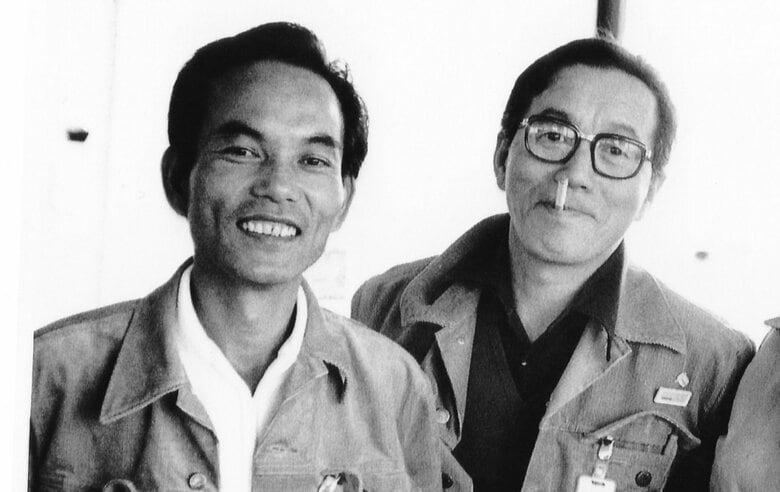 ⼭⼝益夫カメラマン（左）と市川崑監督（右）（1972年のミュンヘン五輪時の写真）