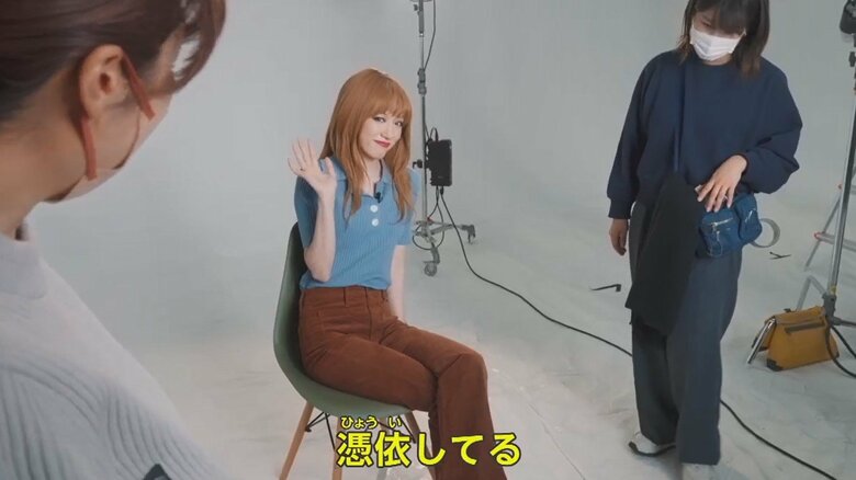 しぐさもテイラーそっくり？