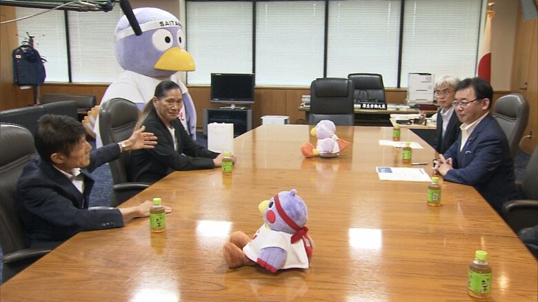 上野厚労大臣と対面
