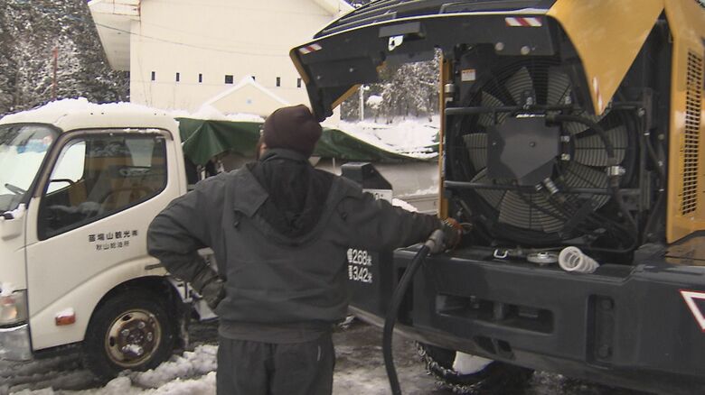 除雪車に給油