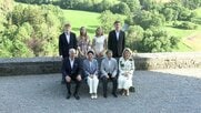 天皇皇后両陛下がベルギー国王一家と夕食　王女など家族ぐるみで交流　22日に首都ブリュッセルの王宮に移動