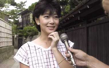 芸能活動に大反対した母親との確執。そして白血病…女優・夏目雅子の激動の生涯