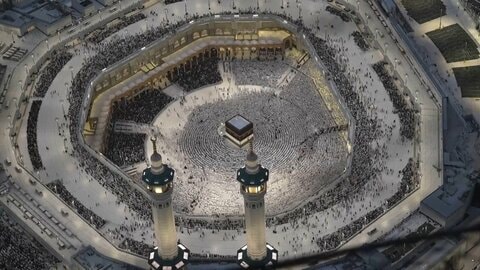イスラム教最大の聖地メッカが標的に　サウジアラビアがフーシ派のドローンを迎撃、報復を示唆　フーシ派は否定