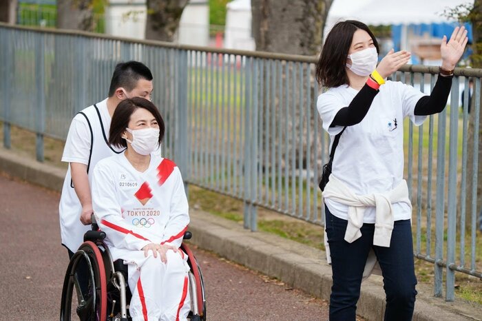奈美さん「車いすの母に寄り添ってきた立場から、必要な情報は聞いてみたり」
