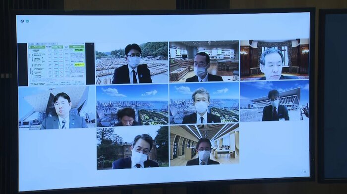 自宅療養中の小池知事は、テレワークで、幹部に指示を出しているという。