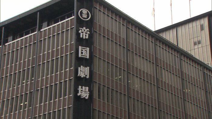 男は帝国劇場前にいた無関係の女性を「転売ヤー」と決めつけ動画を投稿していた